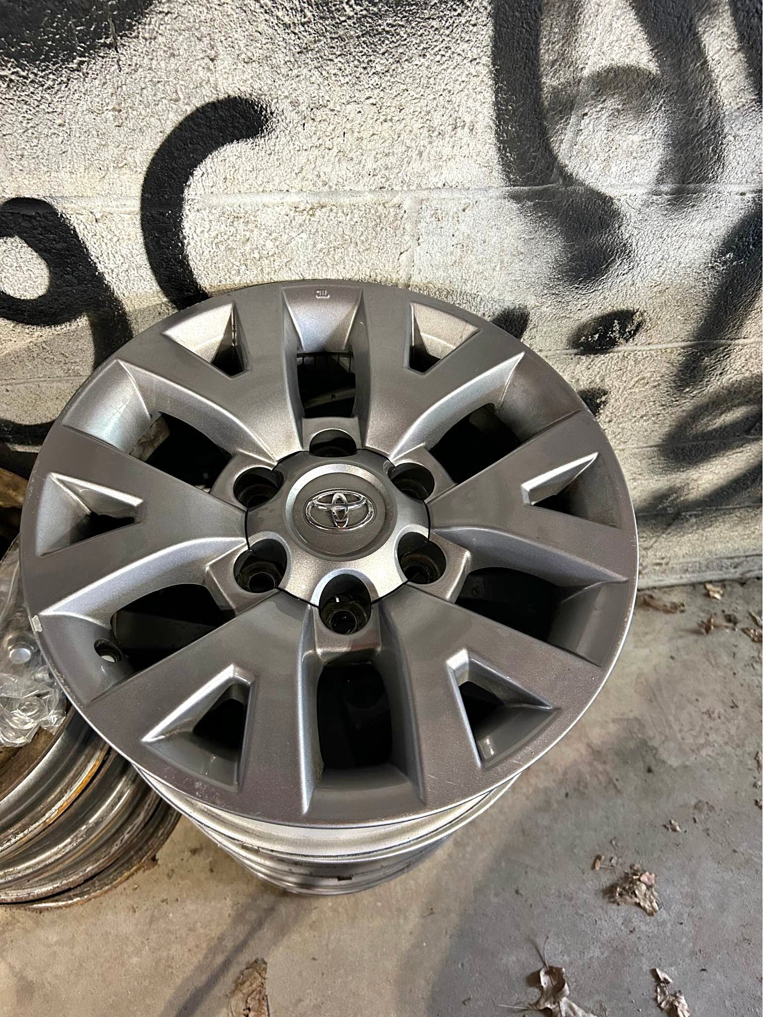 07 Ford F150 7-Lug Rims Powder Coated Black - Car Wheels, Tires & Parts ...