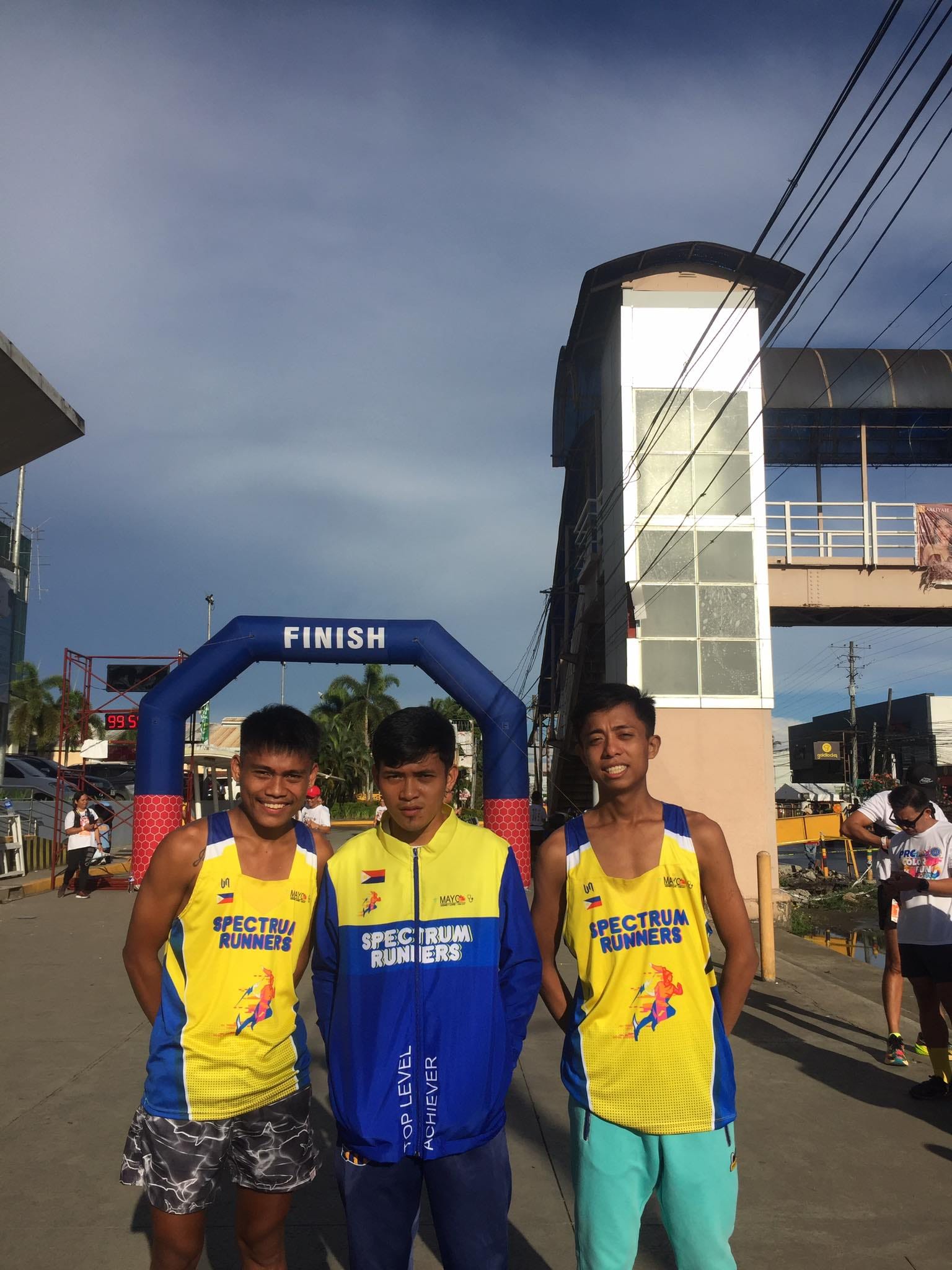 SpectrumRunners - Three Spectrum members rule in Butuan...