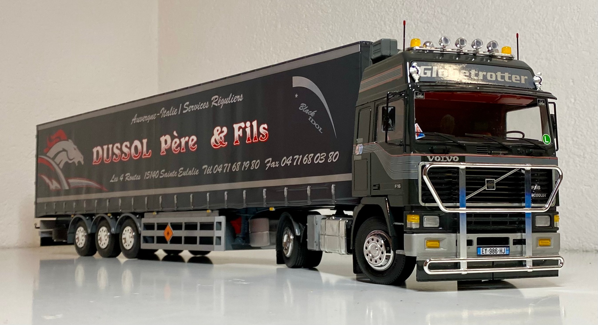 From Armin Grüttner : Volvo F16 Dussol Pere&Fils 1:24 scale Send 
