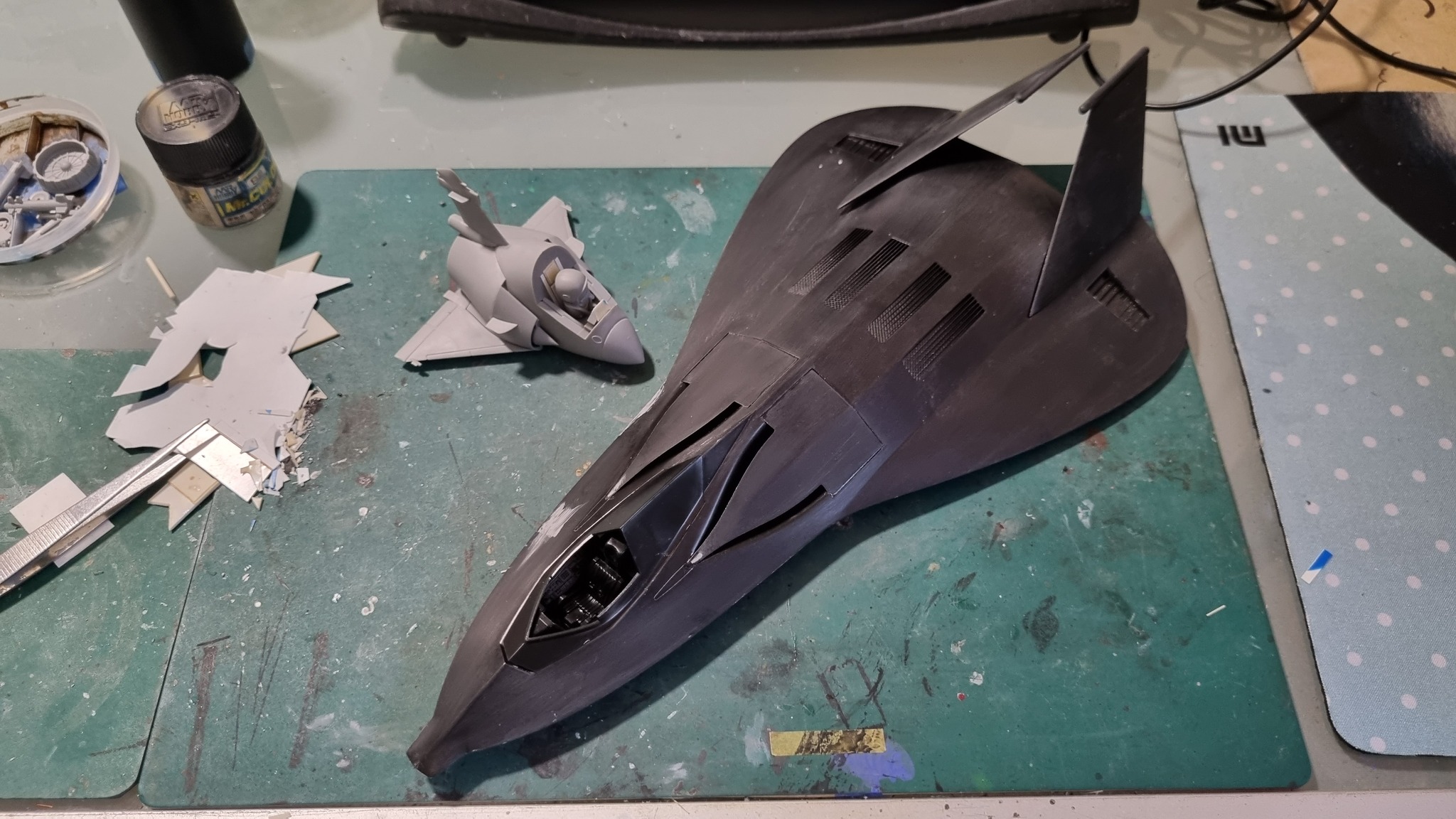 Building a 1:48 Monogram F-19 Stealth Fighter model kit