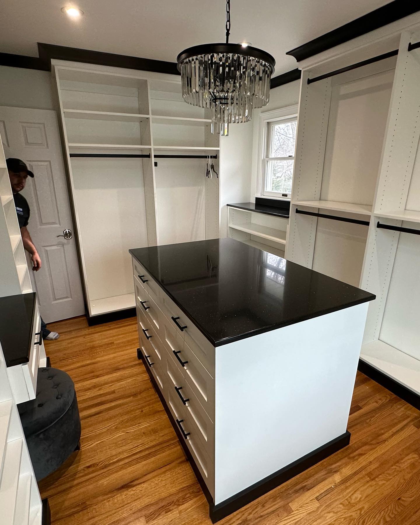 Crown Custom Closets Corp. | Middle Island NY