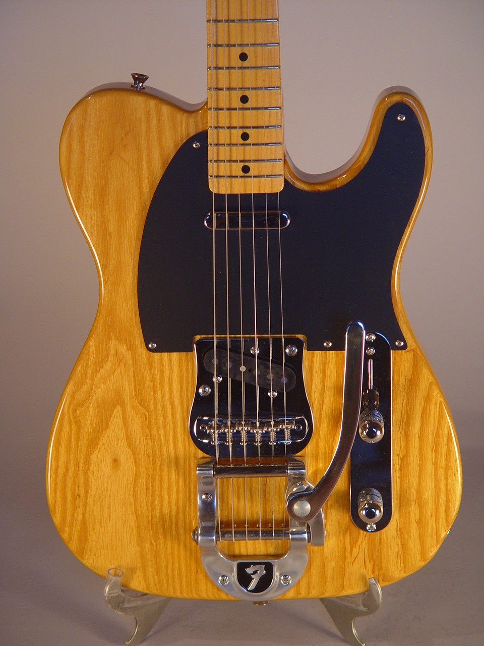 Japanese 52 Reissue with factory installed Bigsby. A bit ironic