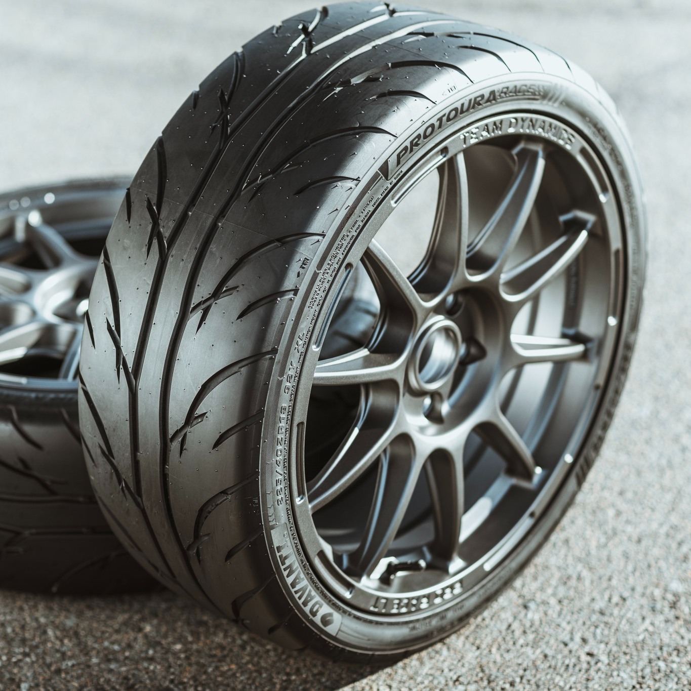 Davanti Protoura race tires comparison?