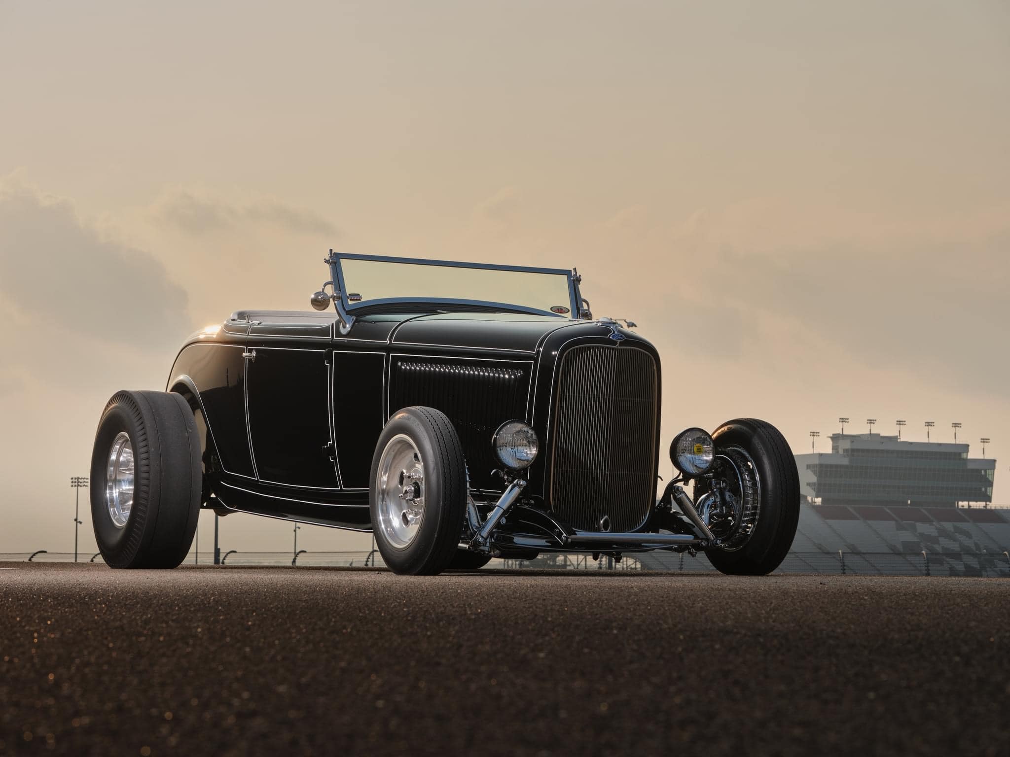 JC Custom - Hot-Rod Ford Roadster 32’ 🎩 Finalista en “Hot... | Facebook
