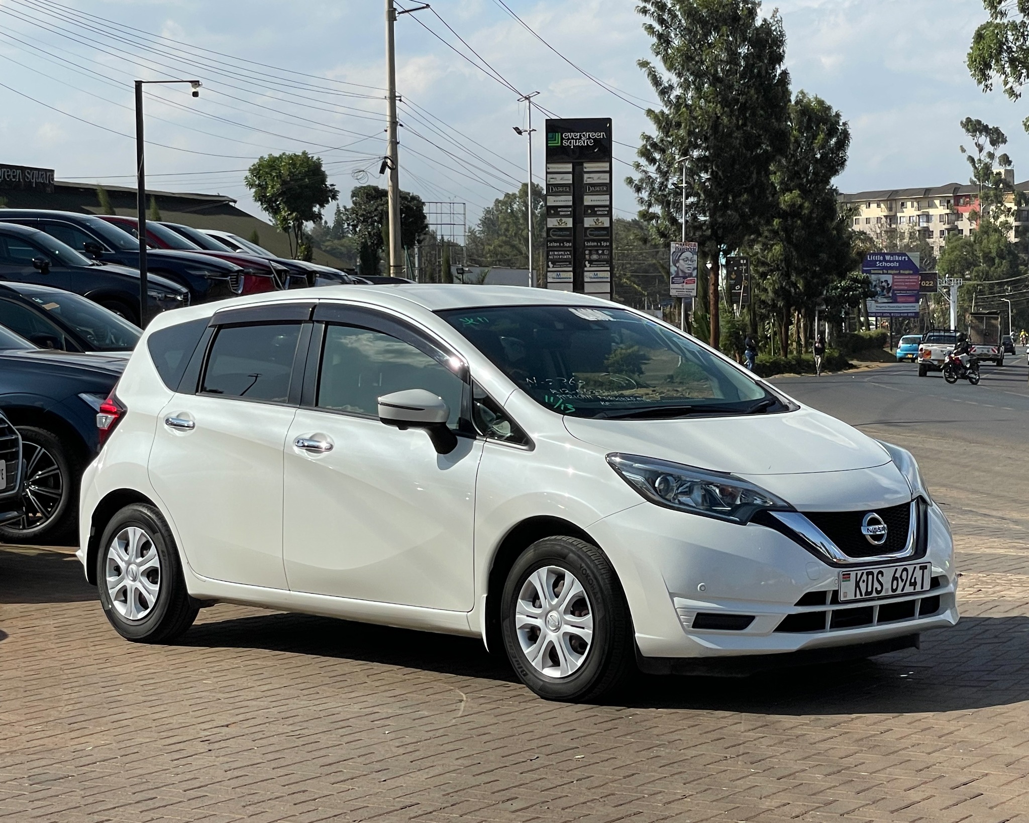 2018 NISSAN NOTE 1200CC PETROL PRICE 1.2M Experience the perfect 