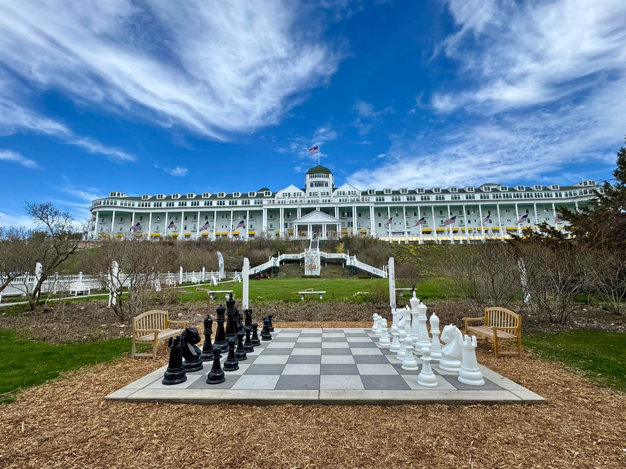 grand hotel dress code for ladies Is a sleeveless appropriate a reception on Mackinac Island? BRAND_JORDAN