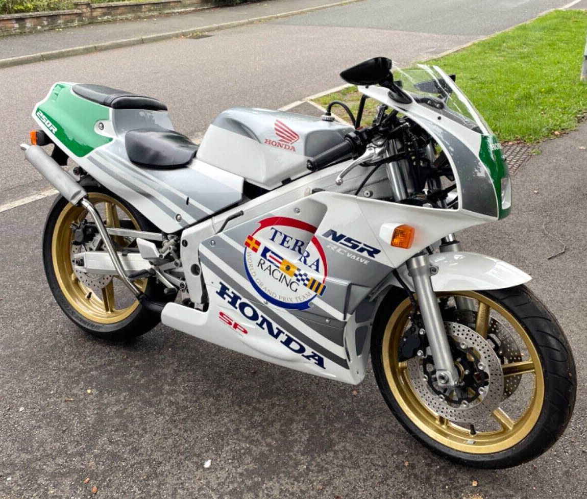 Honda NSR250 MC18. Love these Seed Racing colours and you don't