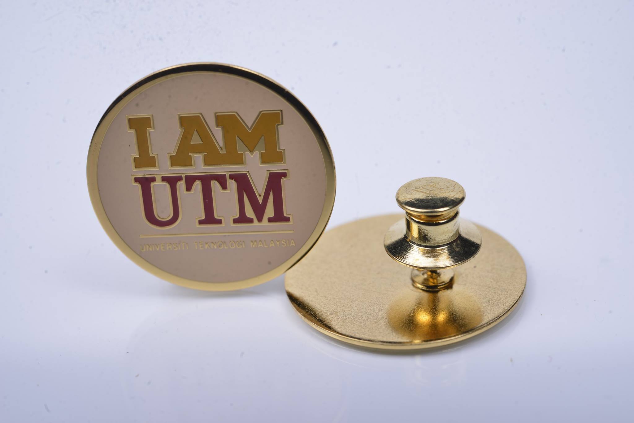 Be proud wearing the... - Universiti Teknologi Malaysia (UTM) | Facebook