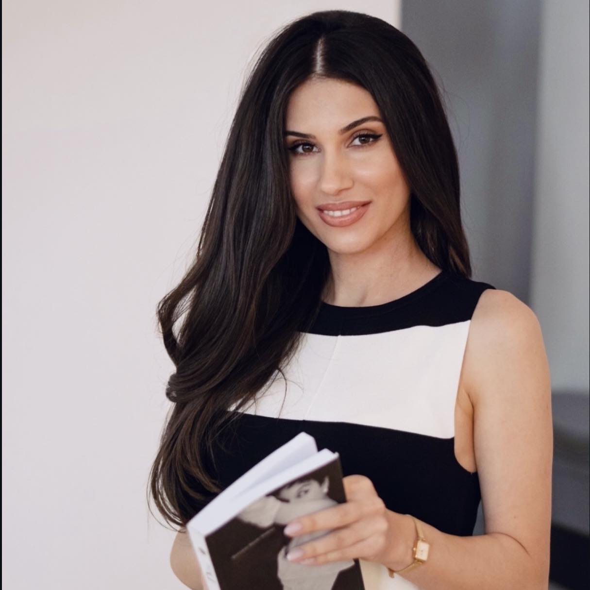 Psihoterapeut Raluca Manea | Bucharest