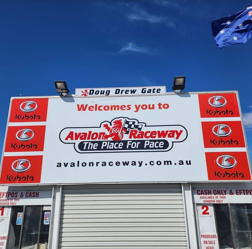 Avalon Raceway - SATURDAY IS SPEEDWAY NIGHT! Just like... | Facebook