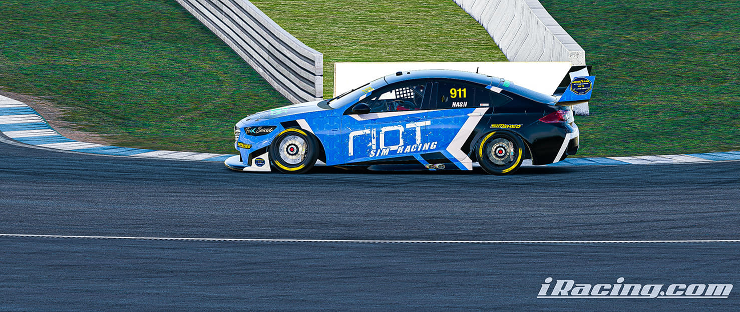 Riot Sim Racing - Few pics from last night's GAC T2...