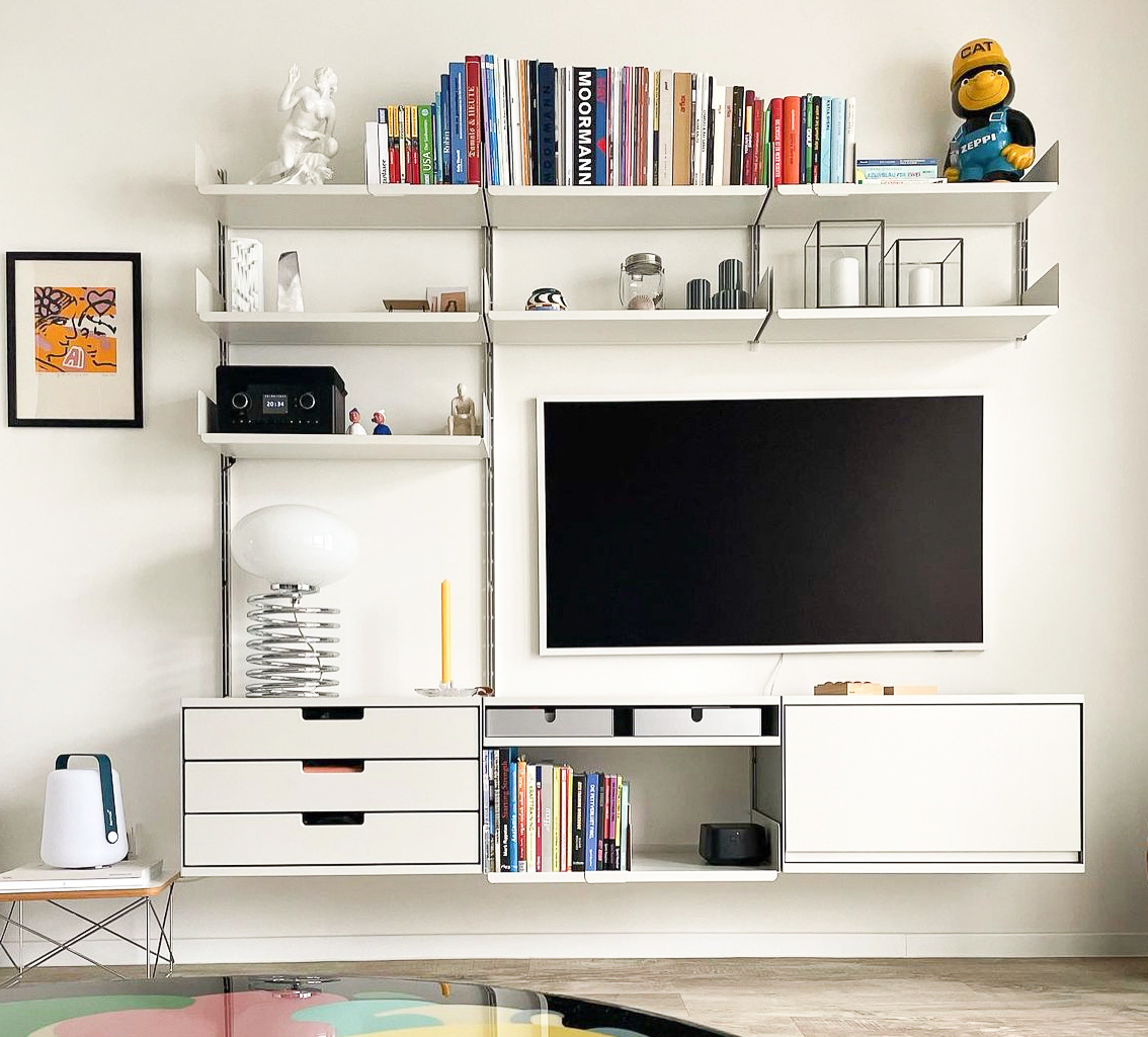 C sharp In Hamburg, Germany, this C-shaped 606 Universal System
