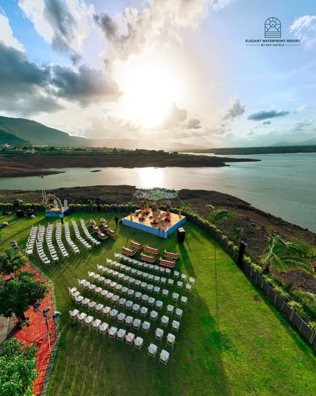 Photo inspiration: Inspiring Elegant Waterfront Resort Picture Idea