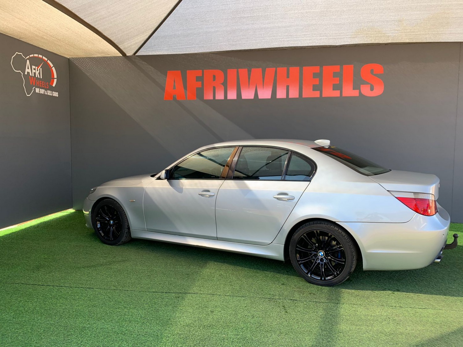 BMW 523D Year 2013 Mileage 134k Dynamic Efficiency Sport torque 