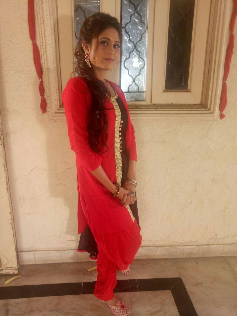Shikha Raghav - Home