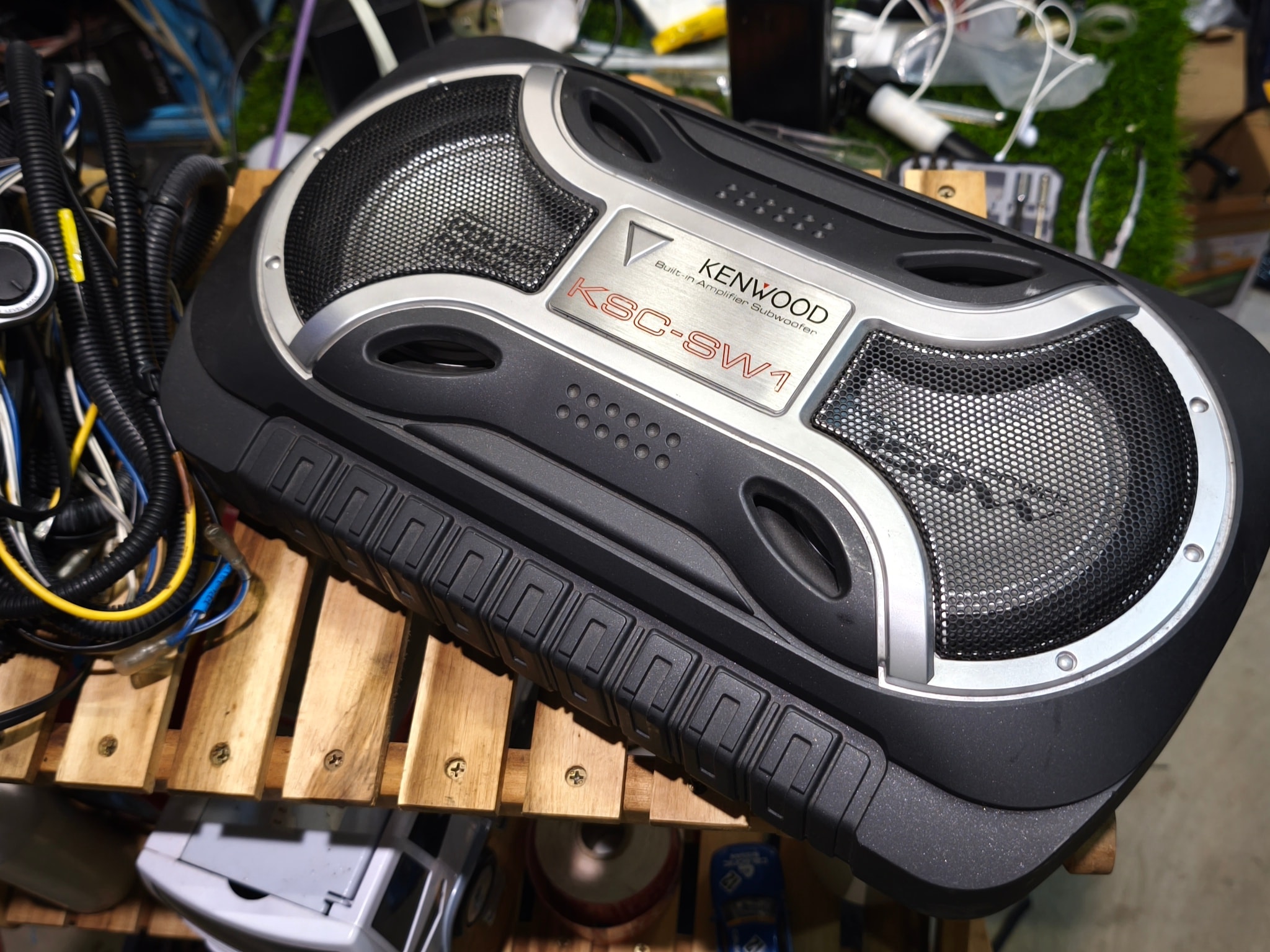 SOLD) Kenwood KSC-SW1 powered subwoofer japan surplus tested