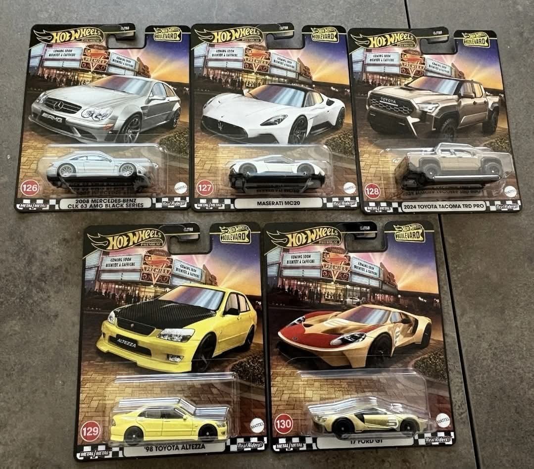 Hot Wheels Boulevard 2025 - Volkswagen Meyers Manx #125 - 1/64 Neuve - Modèle Multicolore