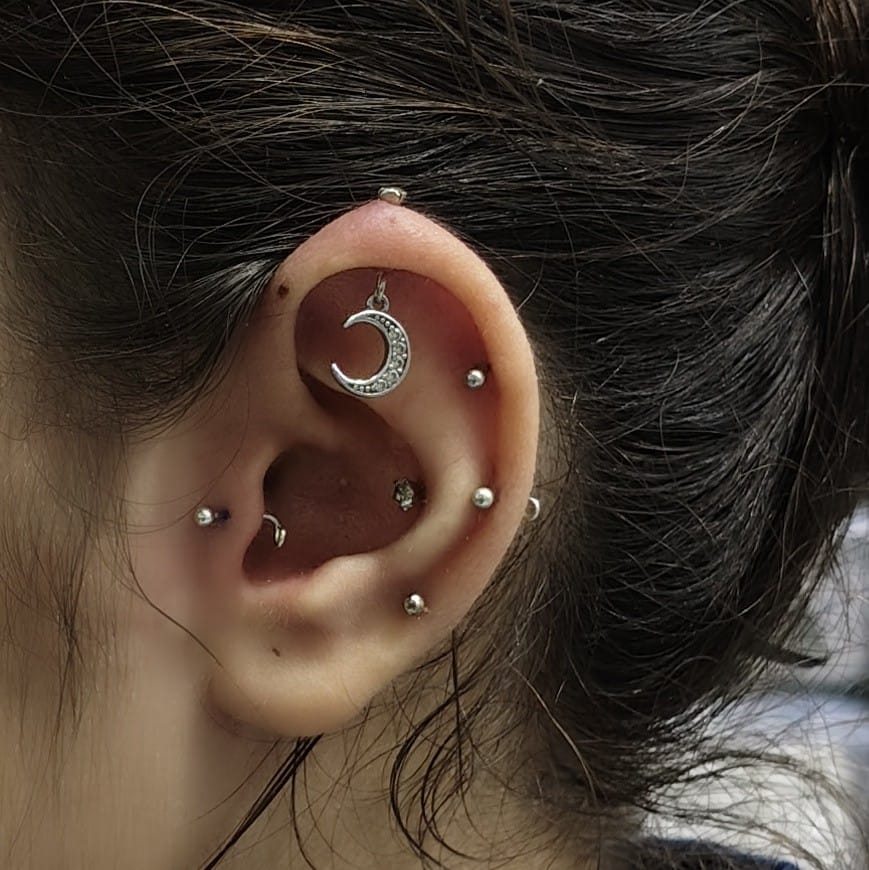 Ear piercing process in delhi/ piercingvlogs : : : #piercing # ...