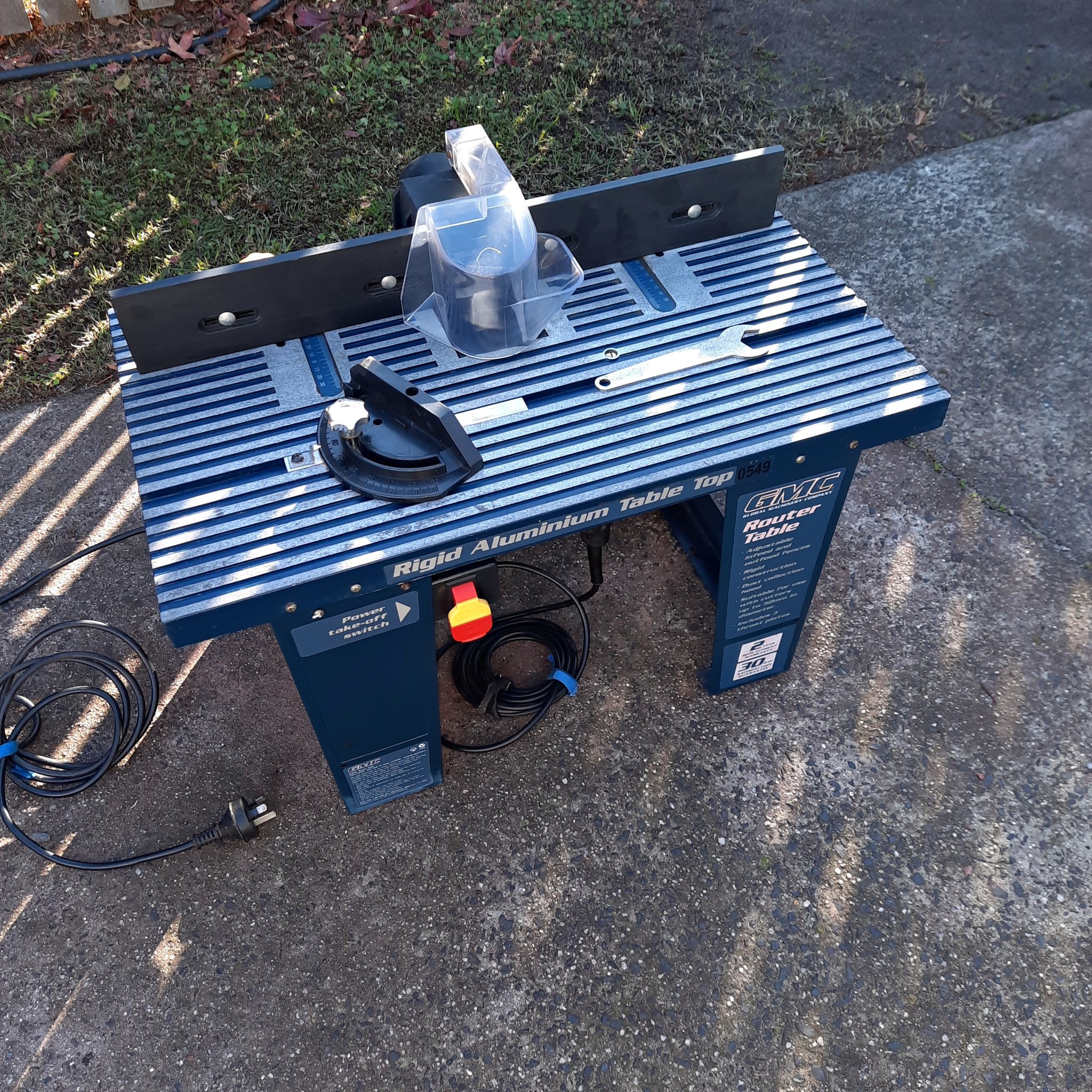 GMC R1200 Router with R200 Router Table - Router Tables - Melbourne ...