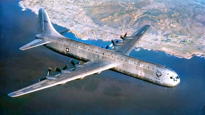 The War - The Convair XC-99 was designed to carry 400 troops, 335 ...