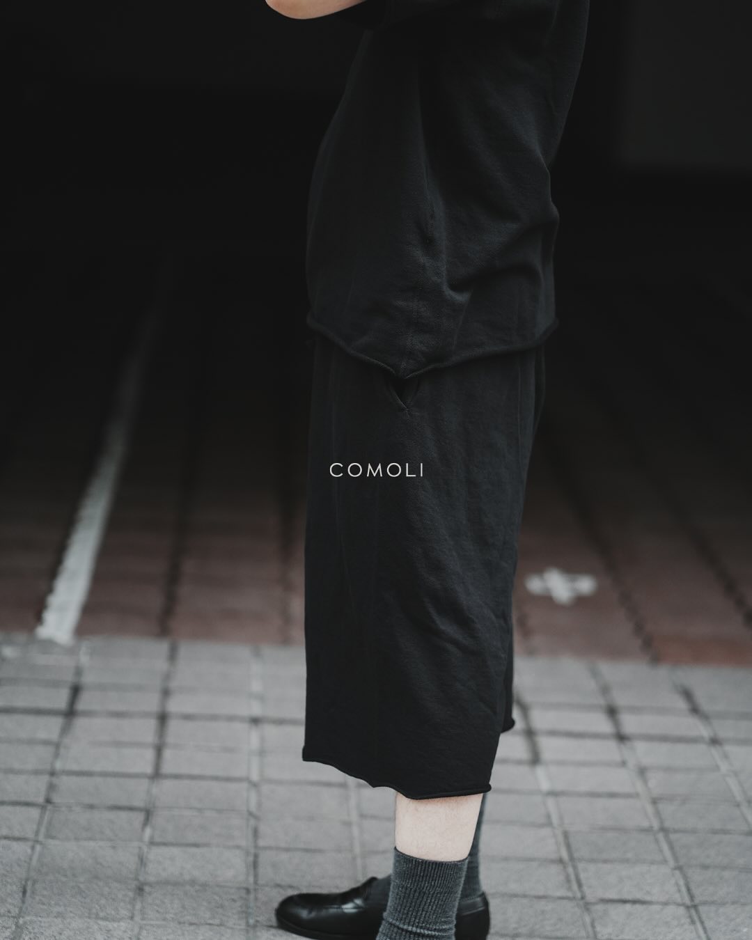 COMOLI “LWコットン裏毛半袖クルー” color : BLACK size : 2,3,4 “LW