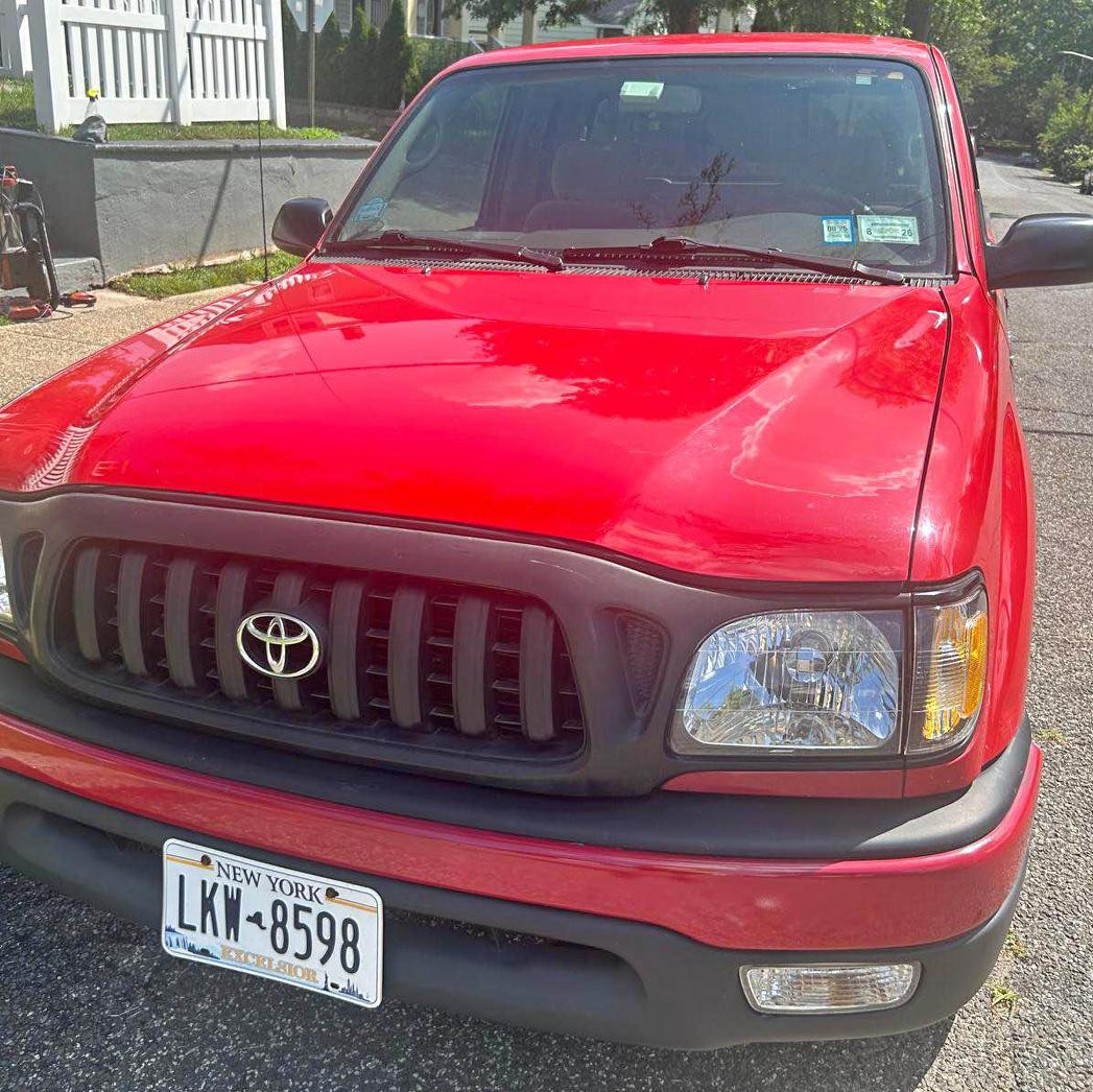 Left & Right Tail Lights For 2001-2004 Toyota Tacoma – Red & Amber Lens, Direct Fit