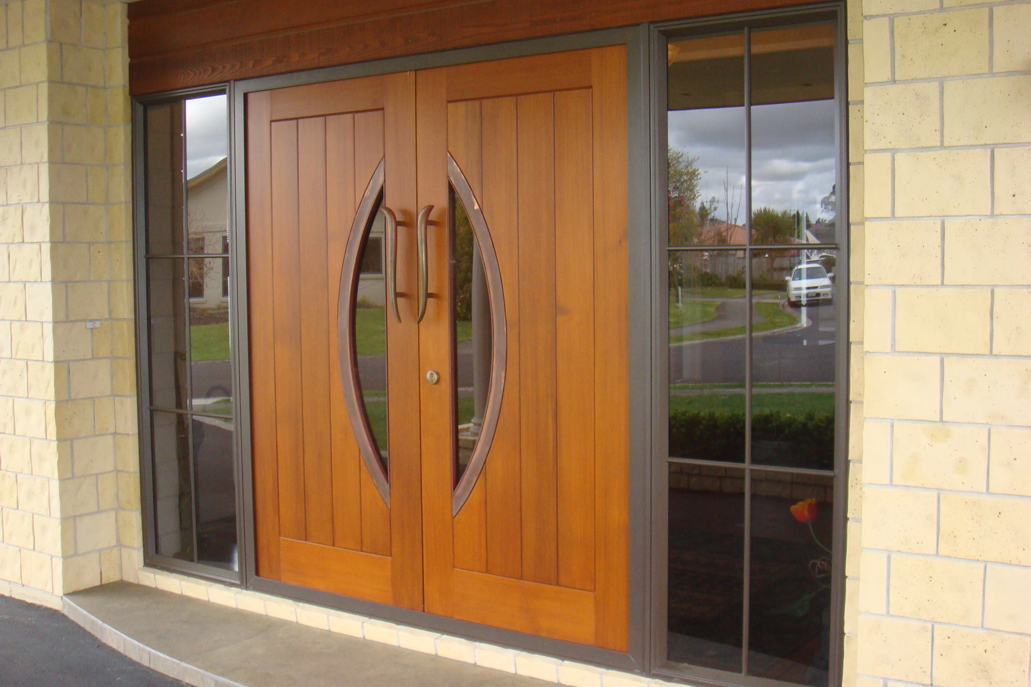 Classical - A custom American white ash screen installed in Papamoa ...