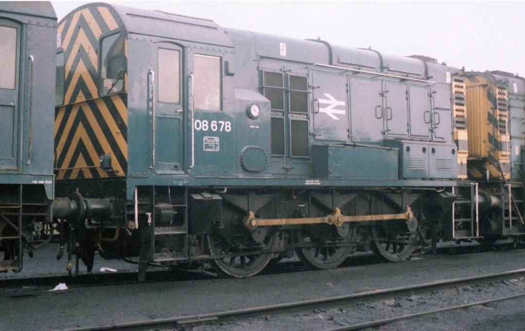 Rail Thing - 80s UK Railscene | 08678 