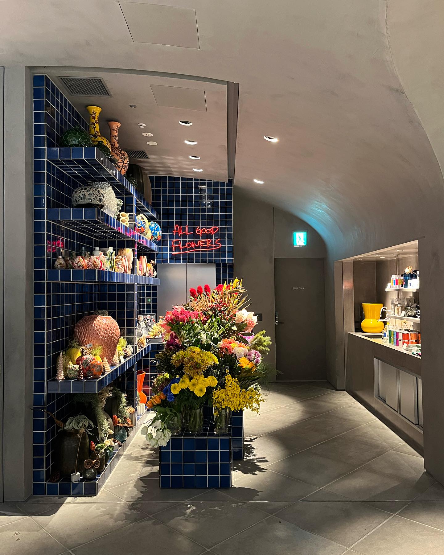 グッドフラワー all good flowers シアターとオールグッドフラワーズのコラボが叶って 実って 花が咲きました news HOUYHNHNM