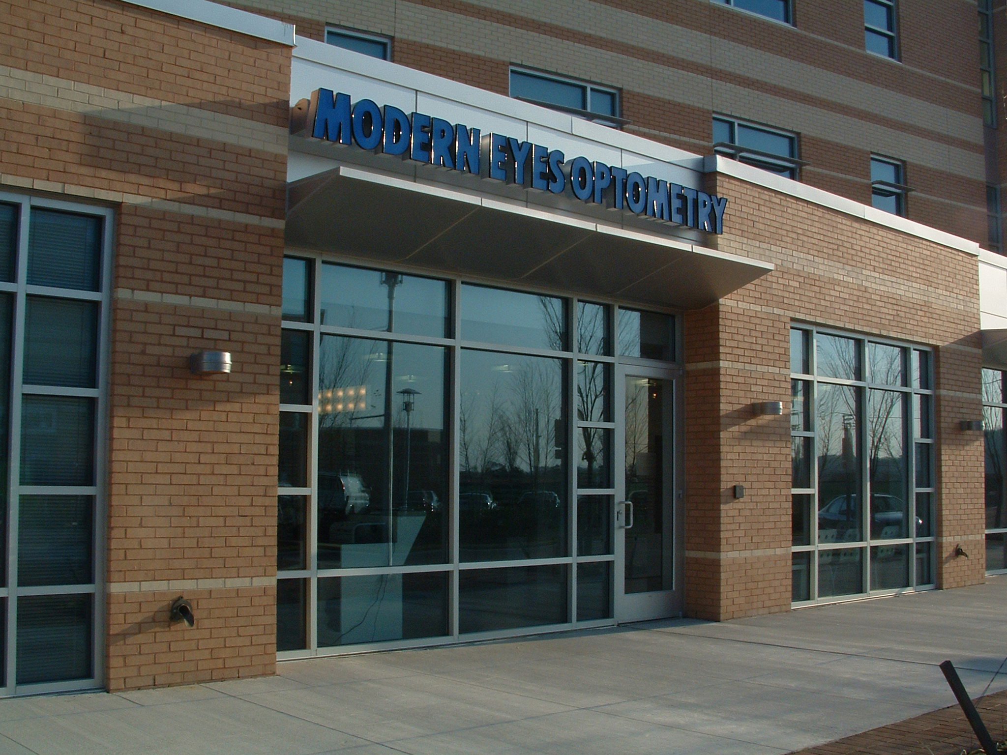 Modern Eyes Optometry | Virginia Beach VA