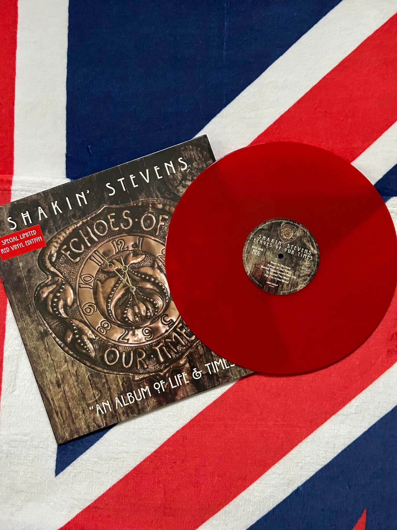 Shakin Stevens.echoes of our times 2018 on red vinyl limited 