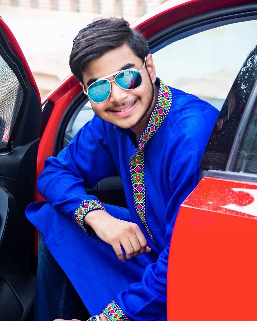 Shubham_Rathod_official
