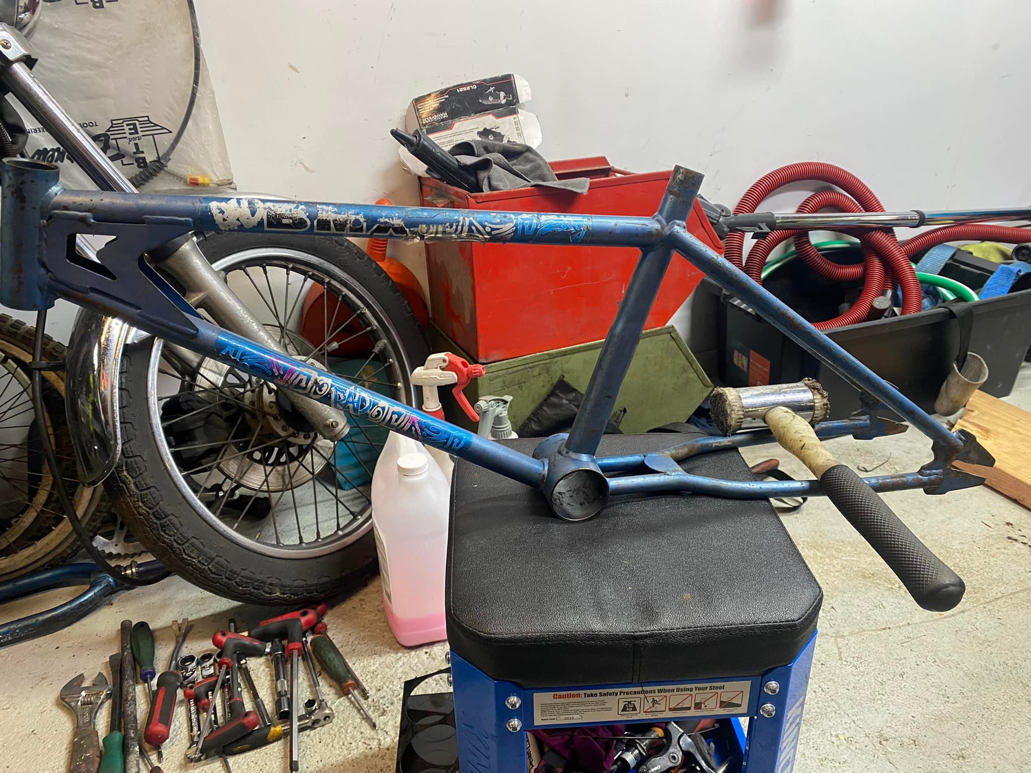 What make is this old school BMX frame with ZX serial number?