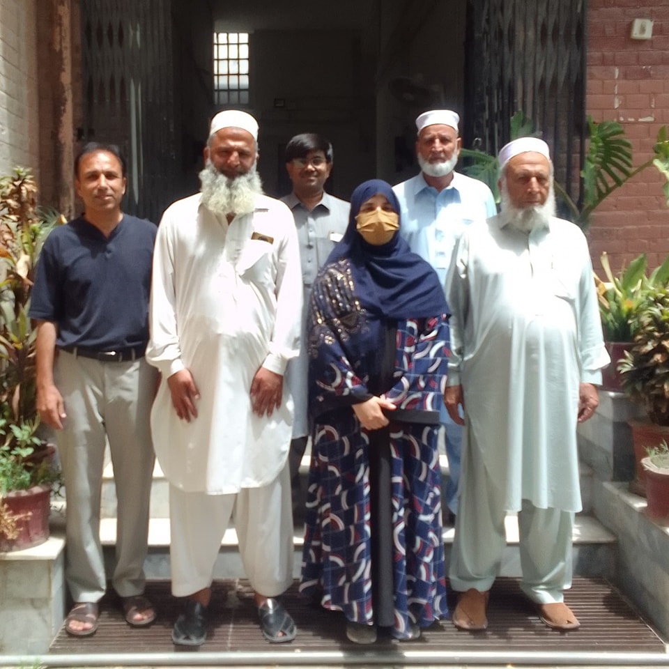 University - Institute of Chemical Sciences ( ICS): Ms. Nida Hayat, an ...