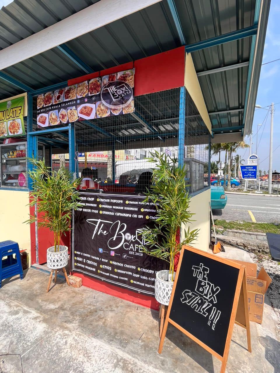 The Box Cafe - 📣📣 Kepada peminat makanan di The Box Cafe... | Facebook
