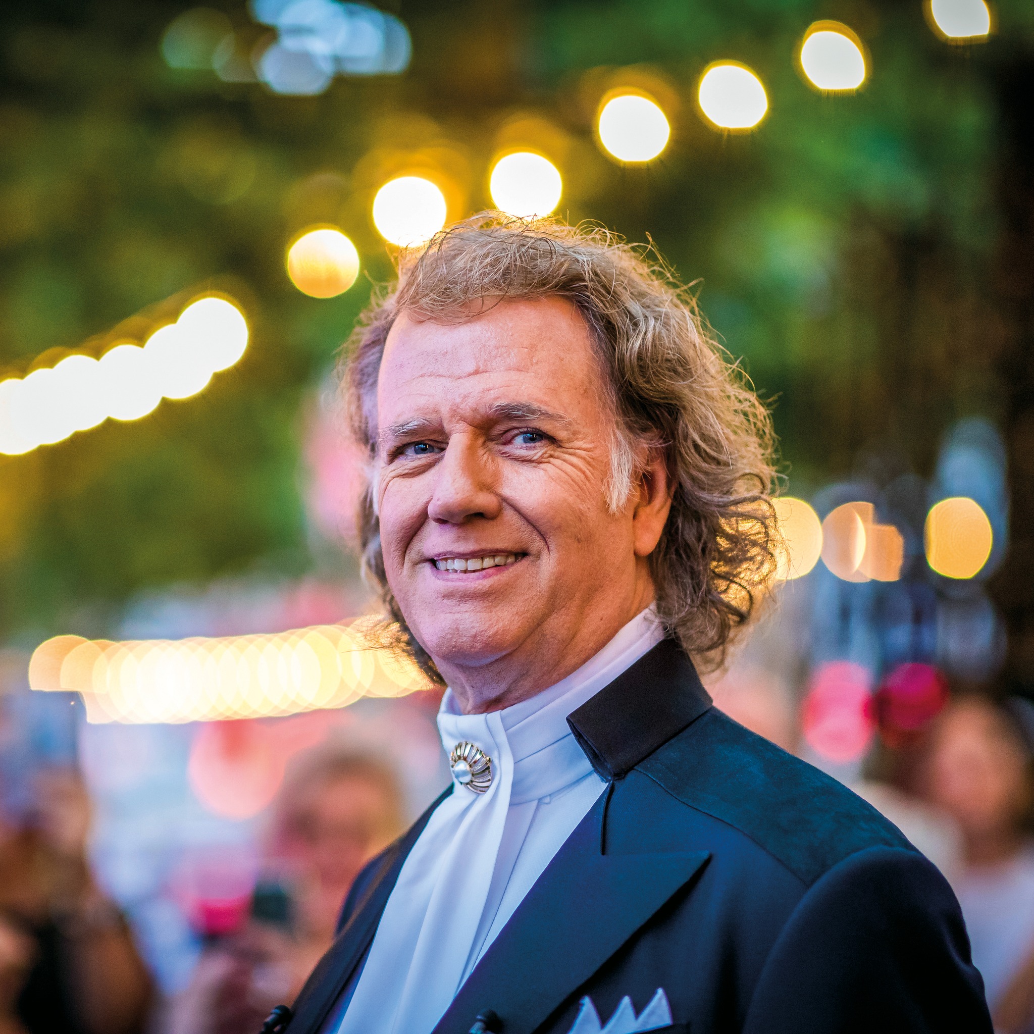 André Rieu - 📅 Photos from the 2023 André Rieu calendar.... | Facebook