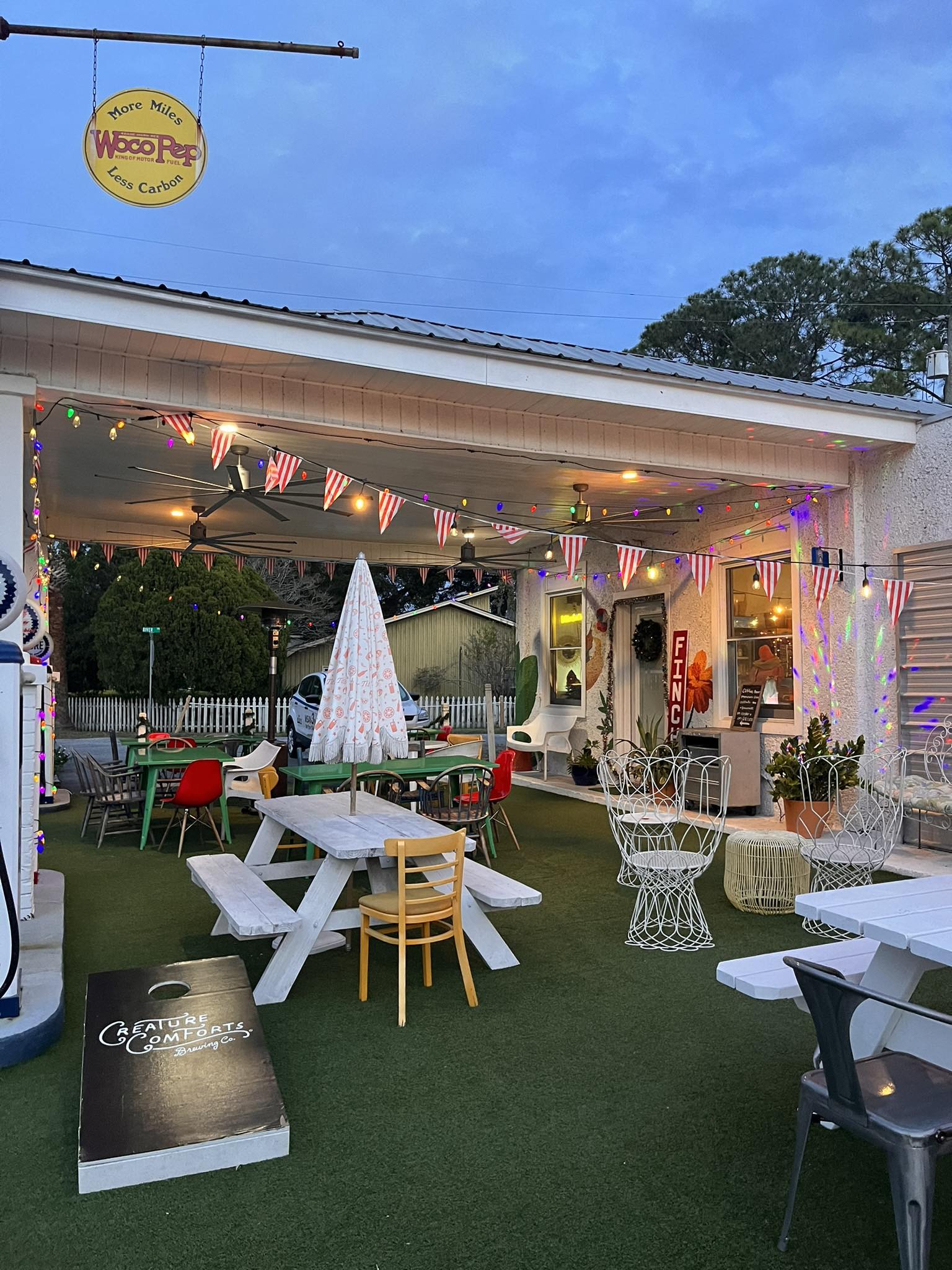 Finches Sandwiches & Sundries | Thunderbolt GA