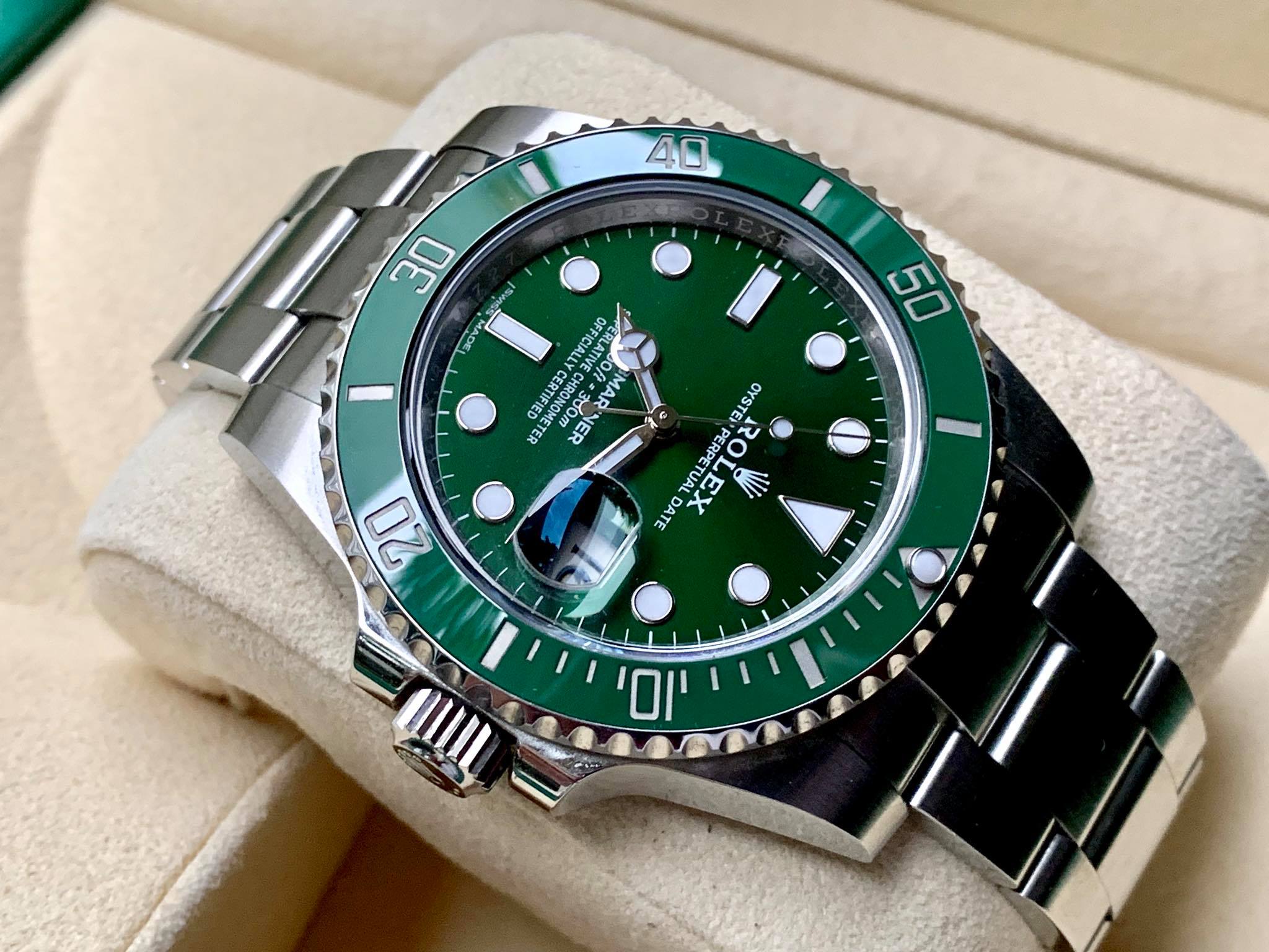 Rolex Submariner ‘ HULK ‘... - นาฬิกามือสอง ของแท้ by Radium | Facebook