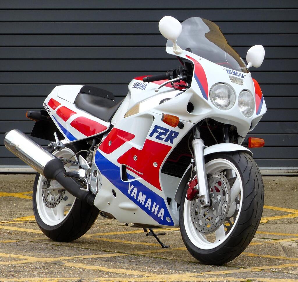 Check out this classic 1989 Yamaha FZR 1000 Exup in great
