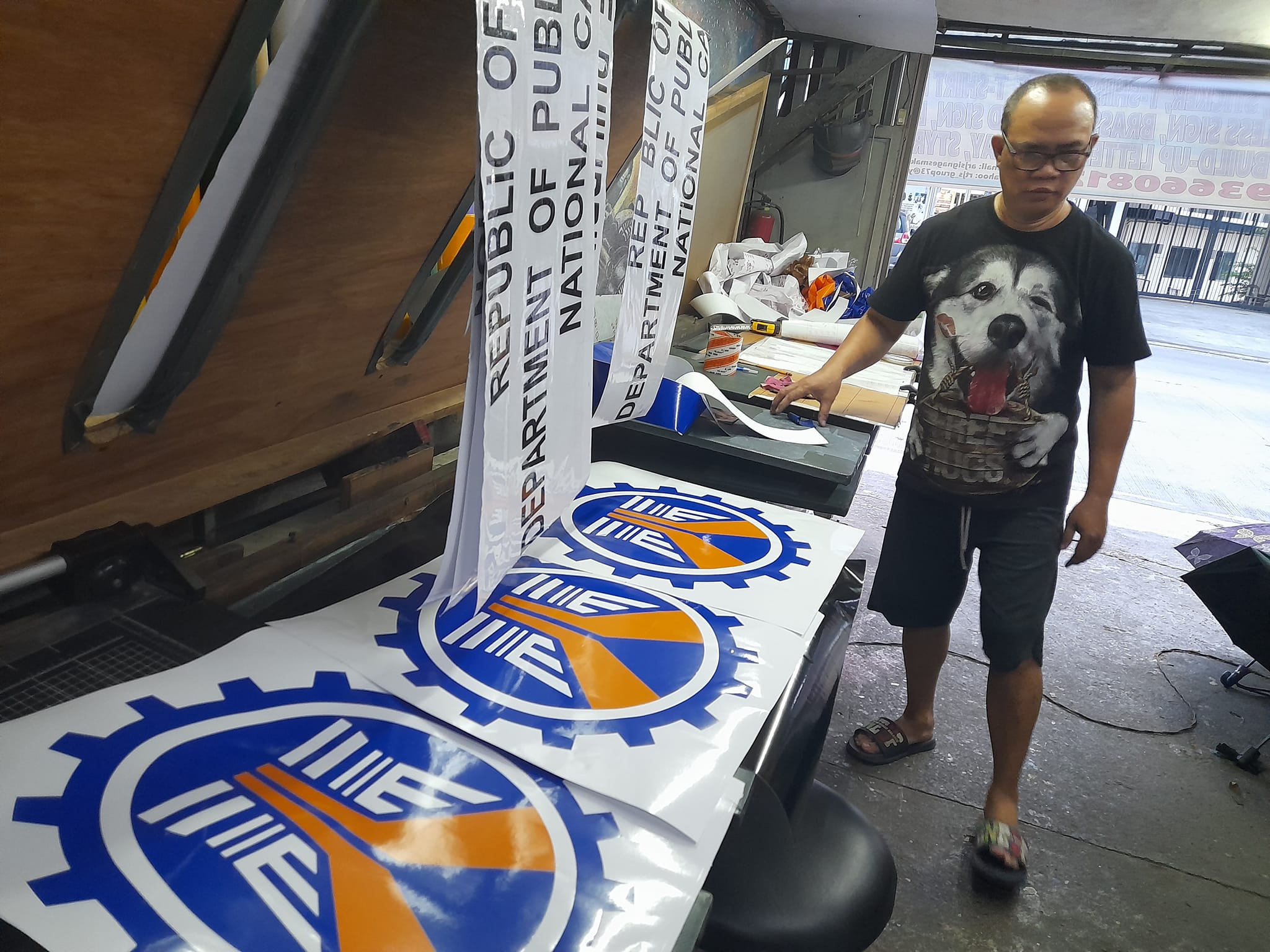 Here's our STICKERS /... - ARJ Signages Making Services | Facebook