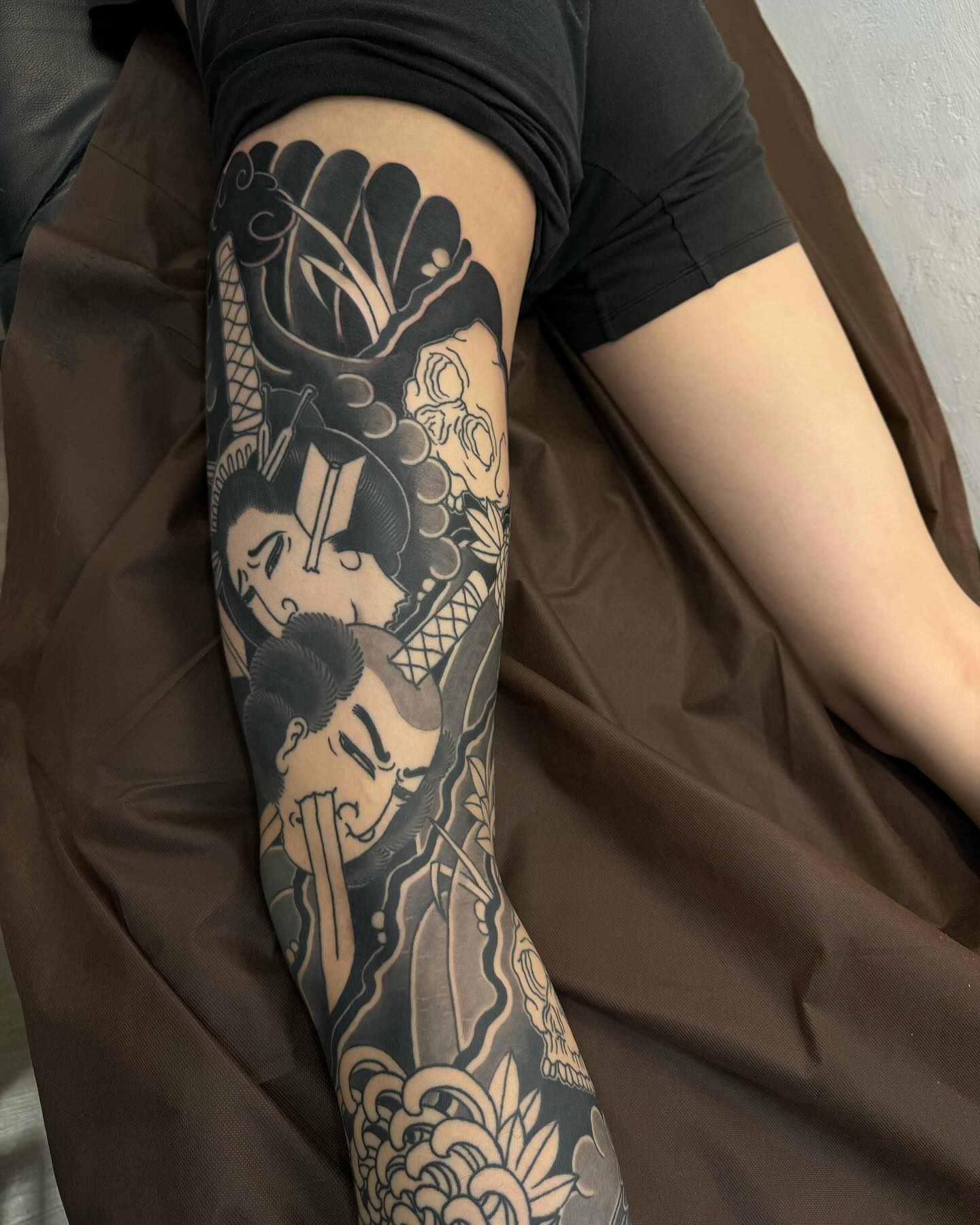 余佳桓 - 🩸🩸🩸 —————————— #生首 #生首刺青 #irezumi #kiku...