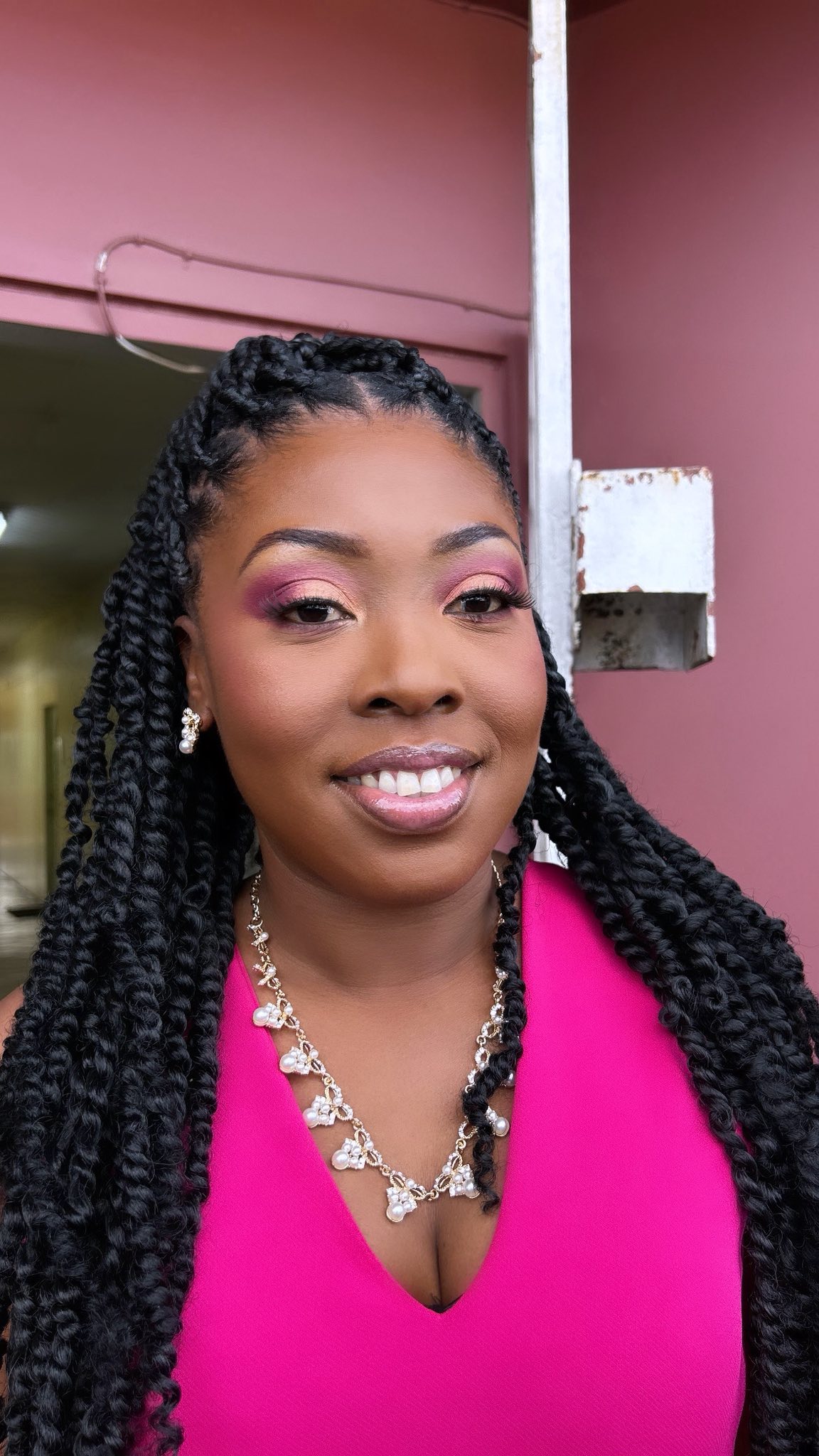 Mrs.Bloom Beauty - Rio Claro Makeup Artist & Beauty Content Creator ...