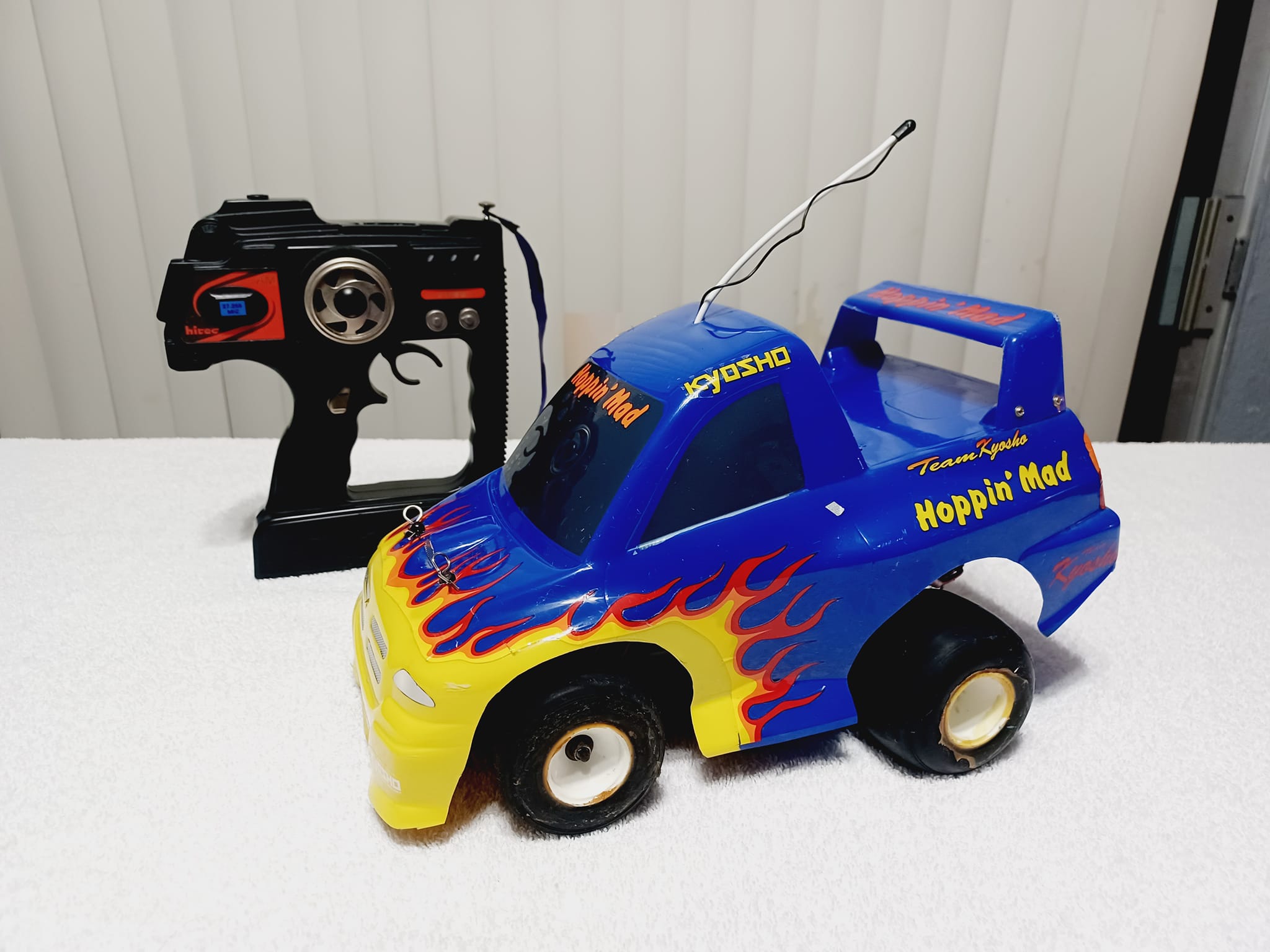 Vintage Kyosho Wheelie Action EP - Hoppin' Mad KYOD68 rc truck