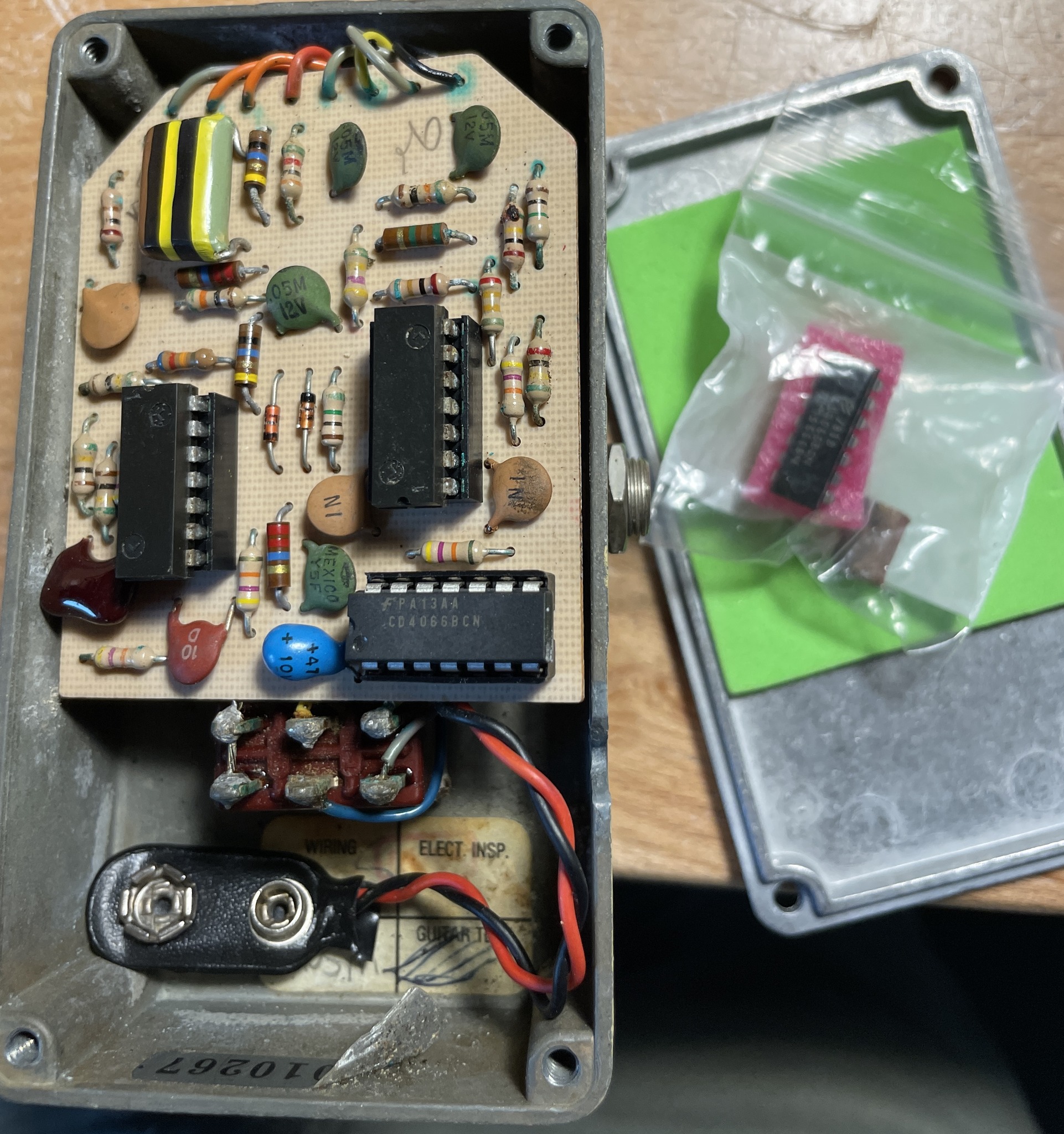 Vintage MXR envelope filter enclosure replacement