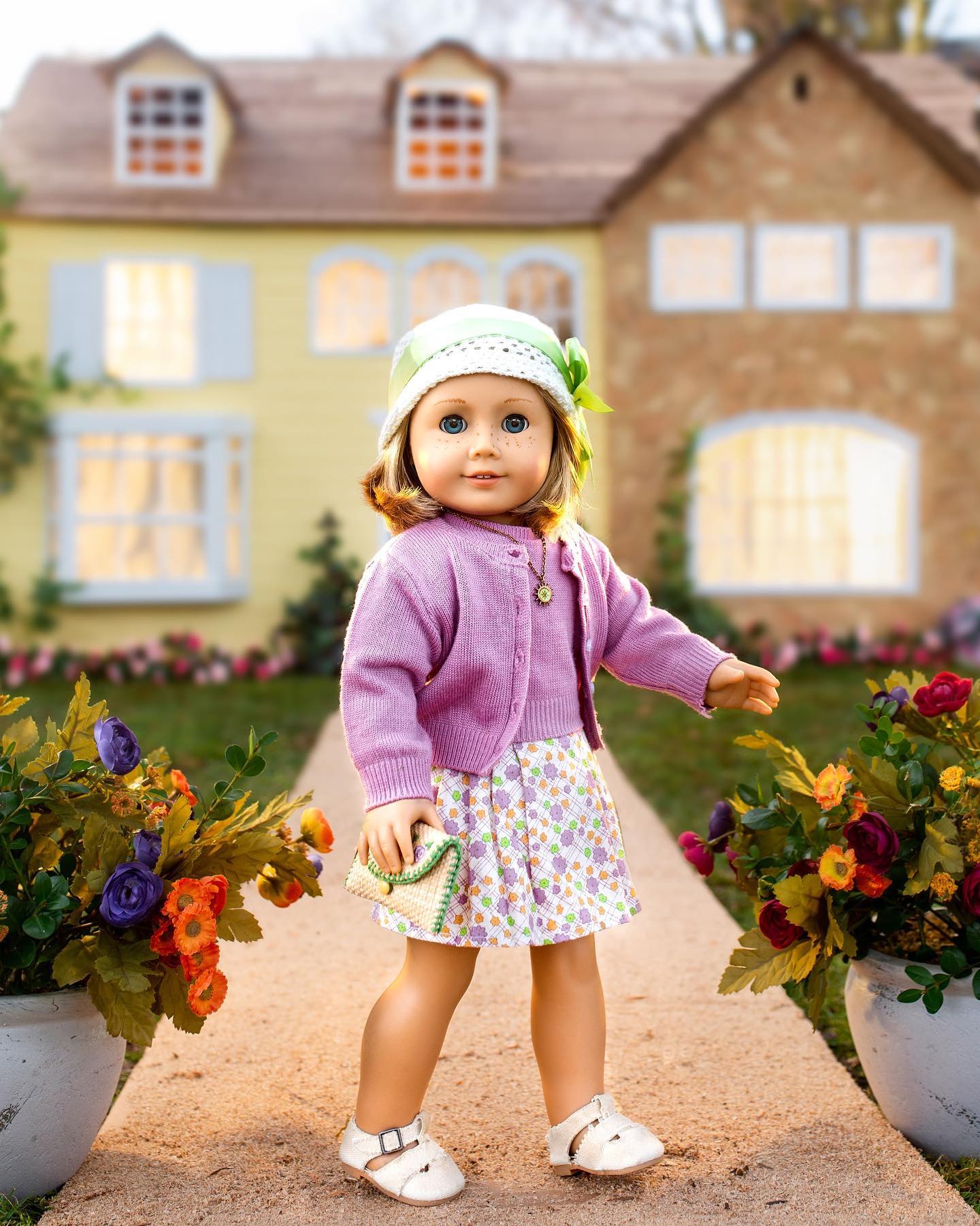 kit kittredge birthday dress Now that Kit's officially back in her gorgeous original outfit, which historical would you like to see make it out of the archives next? Choose one doll, three outfits, and 1-2 accessory Color:White* 90s Betsey Johnson Mini Ecom Style:AP1D106571
