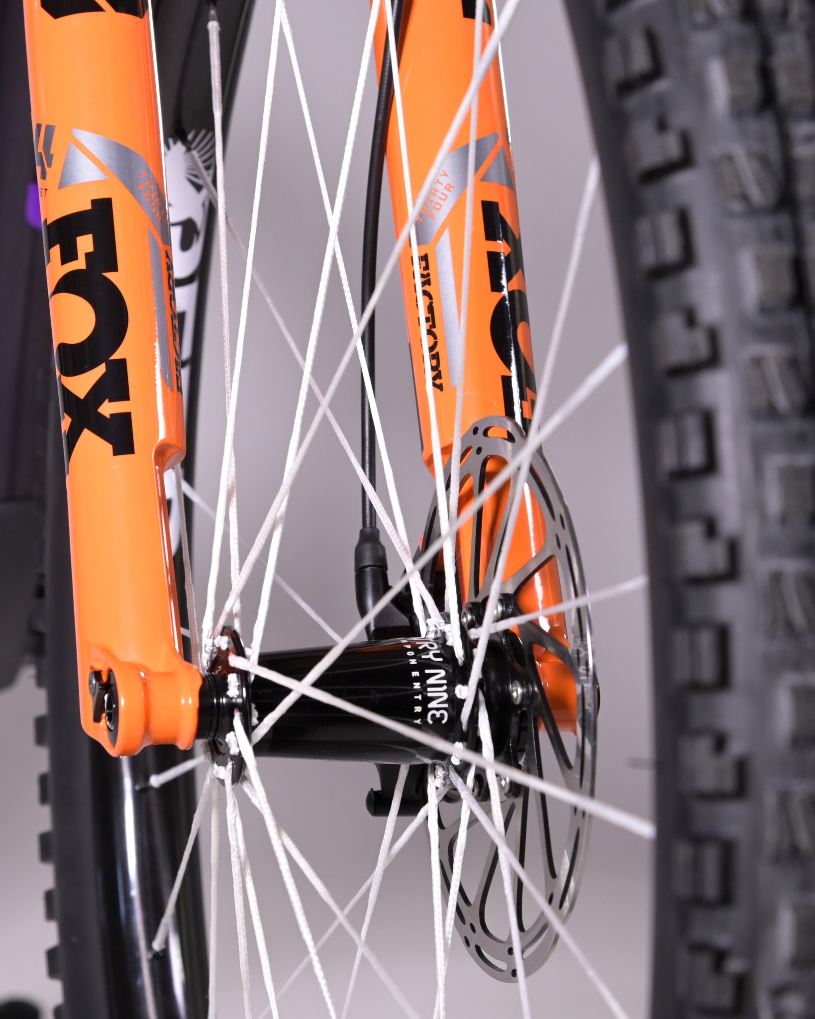 👀 We built this Ibis DV9 with the... - Wrench Science Inc.