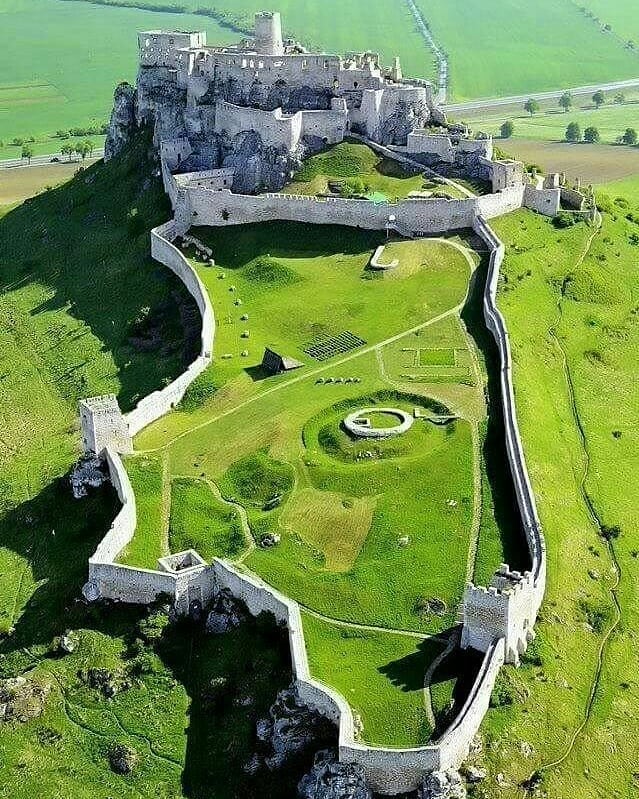 Architecture - Spiš Castle in Slovakia is one of the largest castle ...