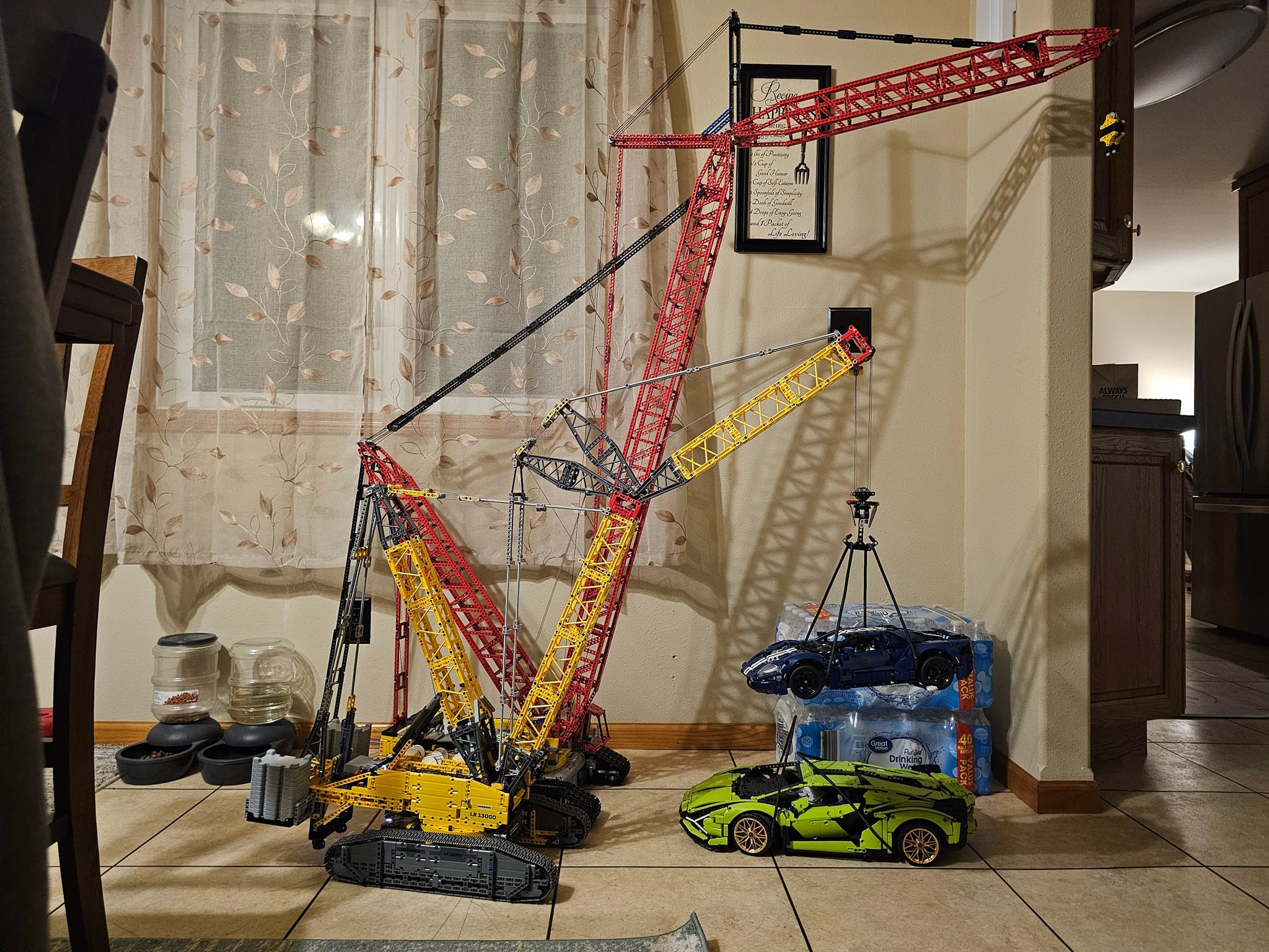 Lego LR13000 Crane vs Off Brand Crane in Lifting Cars