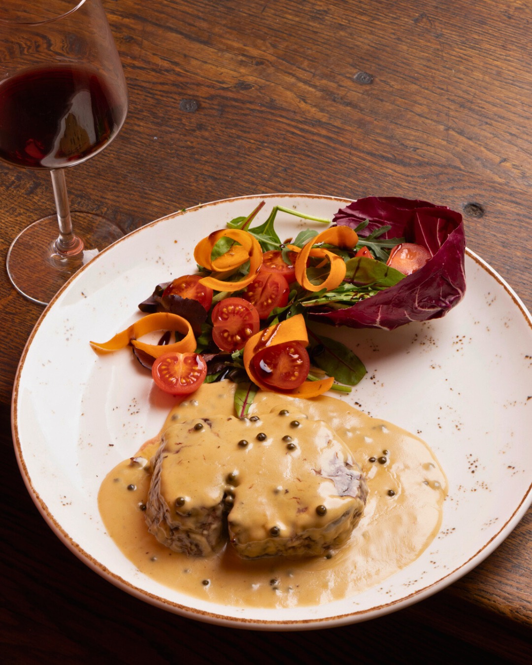 Osteria - 🥩 Un piatto che conquista al primo morso. Il nostro filetto ...