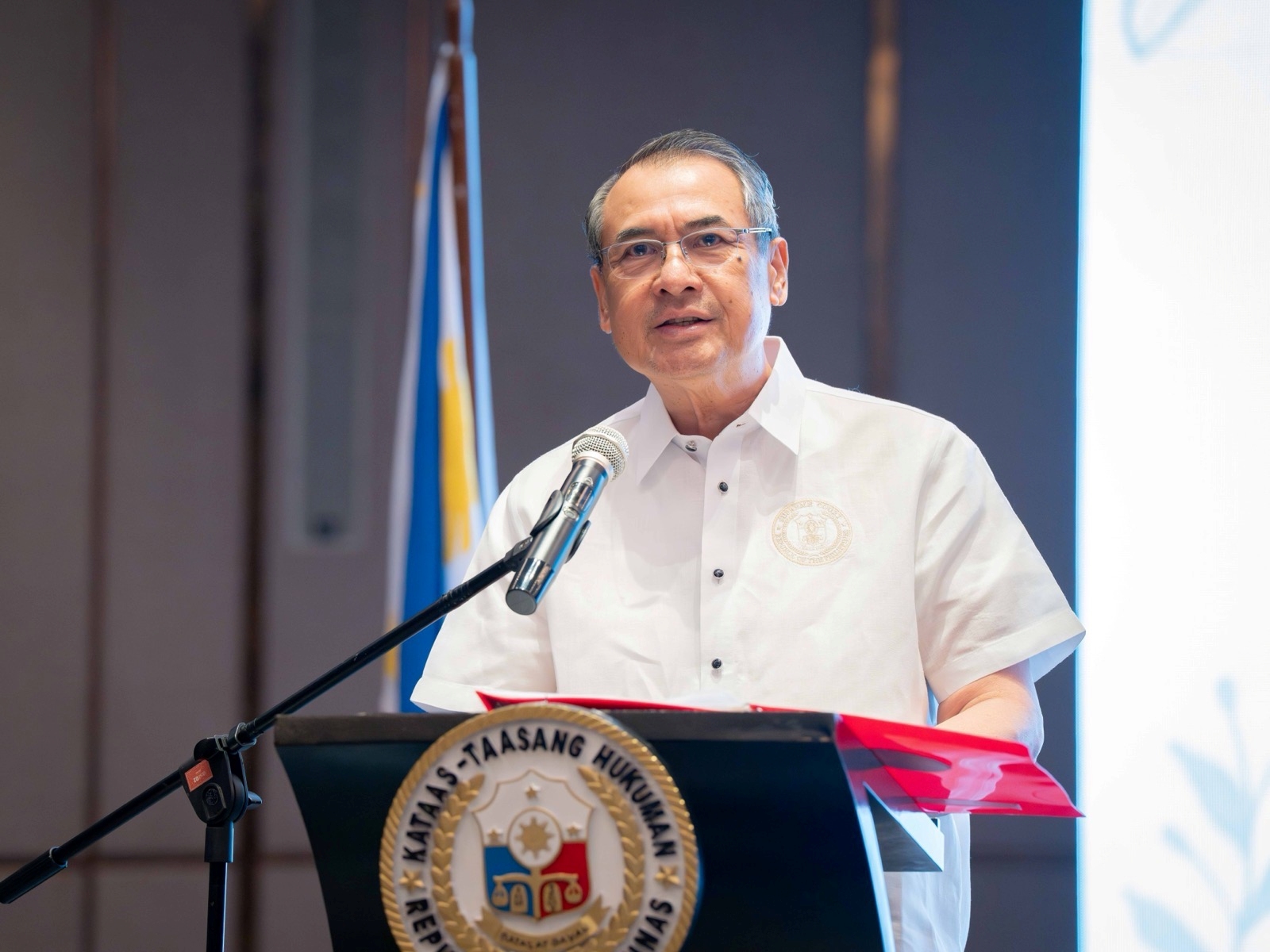 Chief Justice Alexander G. Gesmundo... - Supreme Court PH | Facebook